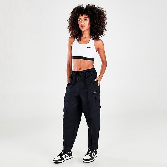 Nike Sportswear Essentials High Waisted Curve Woven Pants - Picture 2 of 2